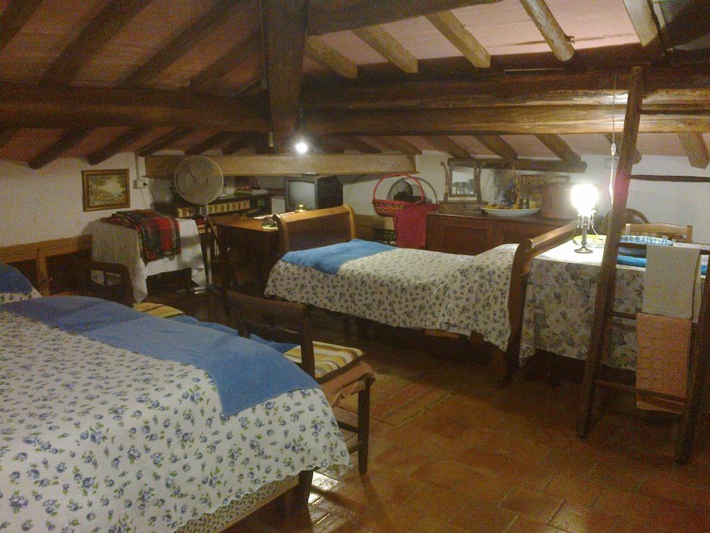 Agriturismo Antica Golena グアスタッラ エクステリア 写真