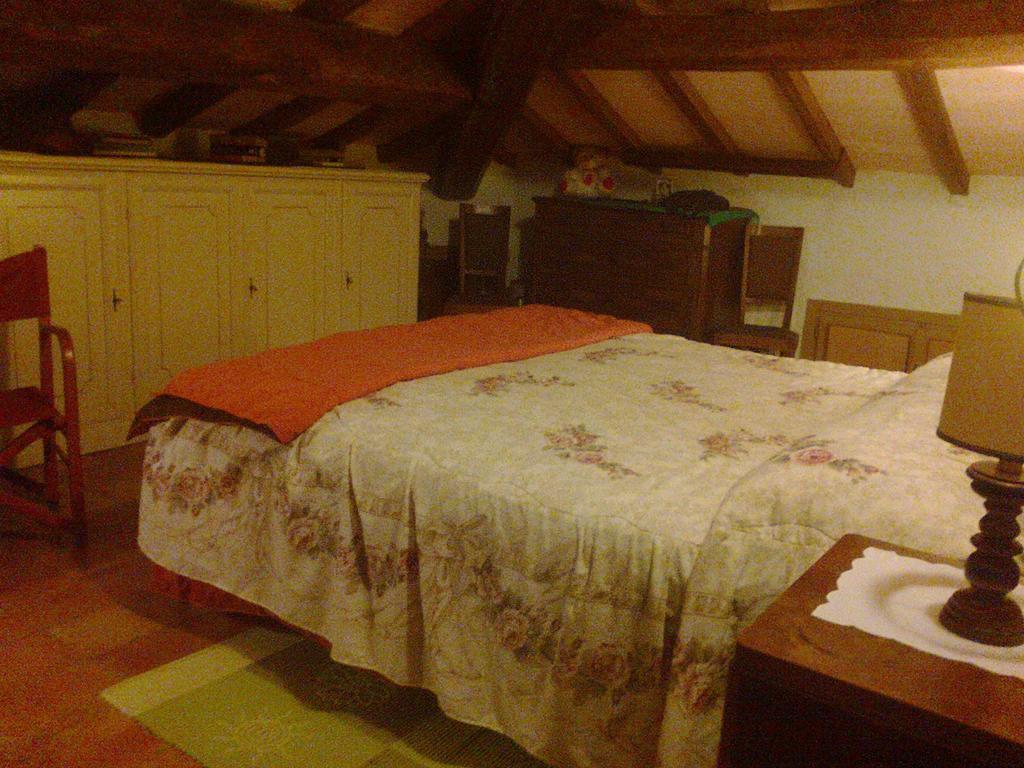 Agriturismo Antica Golena グアスタッラ エクステリア 写真