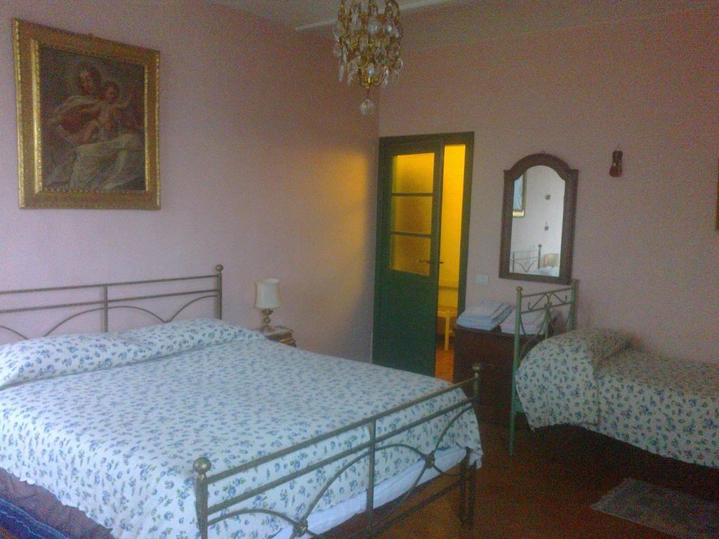 Agriturismo Antica Golena グアスタッラ エクステリア 写真